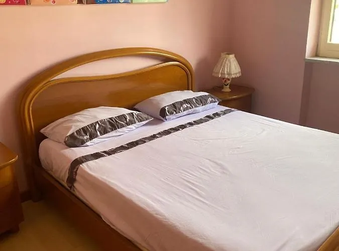 Lucius Bed and Breakfast *